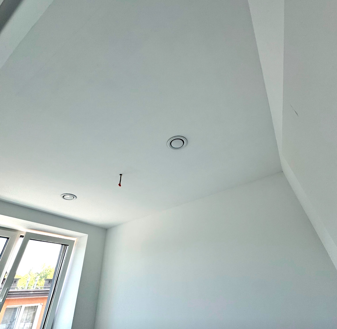 Efekt? Piękne wnętrze -  bez strat cennego miejsca i hałasów